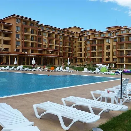 Appartement 25 *